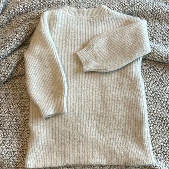 Baby Gap Toddler Pocket Sweater Dress Ivory - 12-18m - Picture 4 of 4